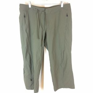 Mountain Hardwear Ellinor Capri Pants